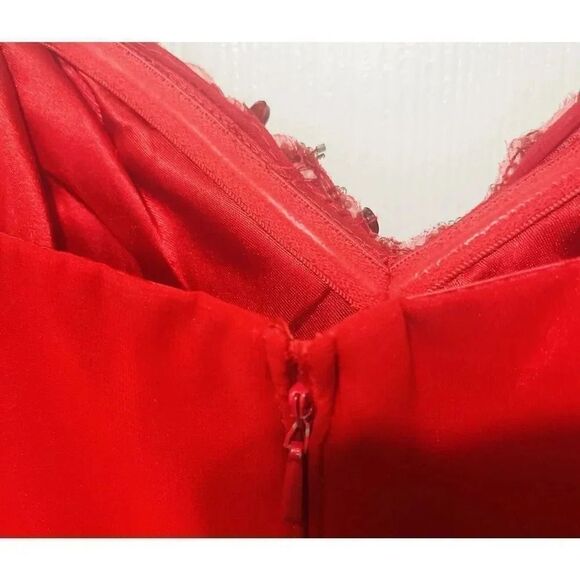 Bee Darlin Formal Red Dress Size 1/2‎ - Picture 5 of 7